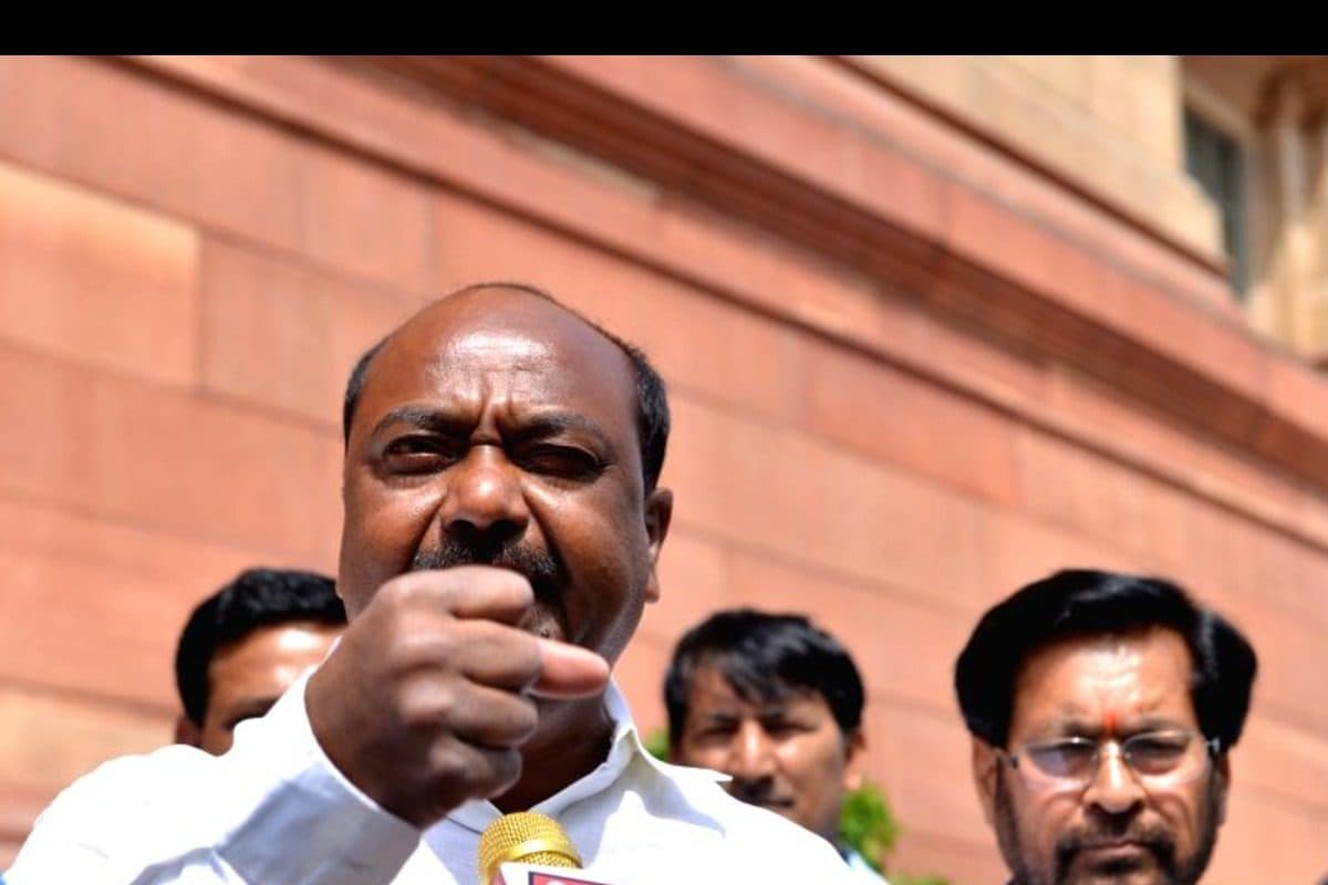 'जन सुराज' के हुए पूर्व सांसद सरफराज आलम, तस्लीम के गढ़ में चलेगा PK का दांव?