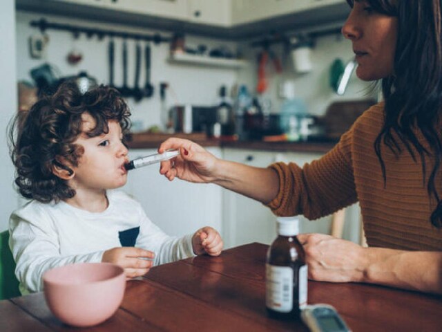 बीमार बच्चे के साथ पेरेंट्स ने की ये गलती, तो लुट सकता है संसार! RML डॉ. ने...