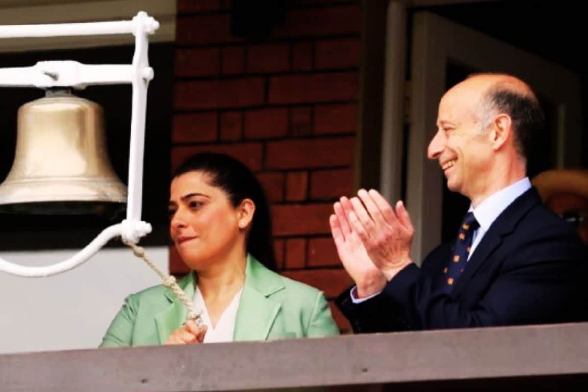 कश्मीर पर बोलने के बाद पाकिस्तान की पूर्व महिला कप्तान की हालत हुई खराब