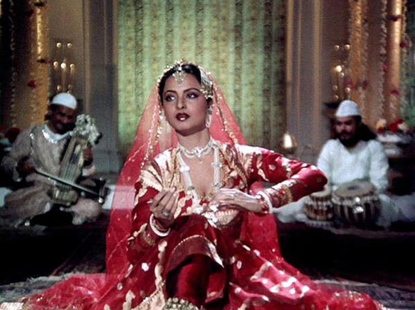 Bollywood Movies That Defined Era , Mother India , umrao jaan, Zanjeer, Sholay, Andaz Apna Apna , Dilwale Dulhania Le Jayenge, satya, Lagaan, Kabhi Khushi Kabhie Gham, Dil chahta hai, Gully Boy, बॉलीवुड फिल्में जिन्होंने युग को परिभाषित किया, मदर इंडिया, उमराव जान, जंजीर, शोले, अंदाज अपना अपना, दिलवाले दुल्हनिया ले जाएंगे, सत्या, लगान, कभी खुशी कभी गम, दिल चाहता है, गली बॉय Bollywood Movies That Defined Era , Mother India , umrao jaan, Zanjeer, Sholay, Andaz Apna Apna , Dilwale Dulhania Le Jayenge, satya, Lagaan, Kabhi Khushi Kabhie Gham, Dil chahta hai, Gully Boy, बॉलीवुड फिल्में जिन्होंने युग को परिभाषित किया, मदर इंडिया, उमराव जान, जंजीर, शोले, अंदाज अपना अपना, दिलवाले दुल्हनिया ले जाएंगे, सत्या, लगान, कभी खुशी कभी गम, दिल चाहता है, गली बॉय