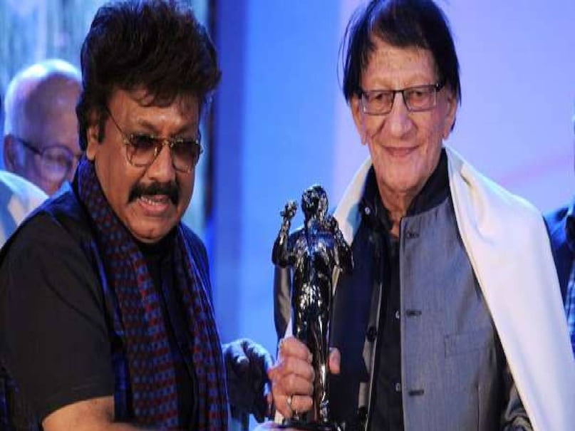 anand movie rajesh khanna wali, anand movie amitabh bachchan ki, anand movie rajesh khanna dialogue, anand movie rajesh khanna disease, anand movie rajesh khanna character name, anand movie story in hindi, anand movie director name, anand movie heroine name, anand movie budget, anand movie box office collection, anand movie Sumita Sanyal, anand movie cast, anand movie dialogues, anand movie release date, anand movie music director, Anand movie real story, Anand hit or flop, Anand an emotional movie, Anand 1971 worth watching, anand movie songs, anand movie release year, anand movie based on Raj kapoor, anand movie hrishikesh mukherjee