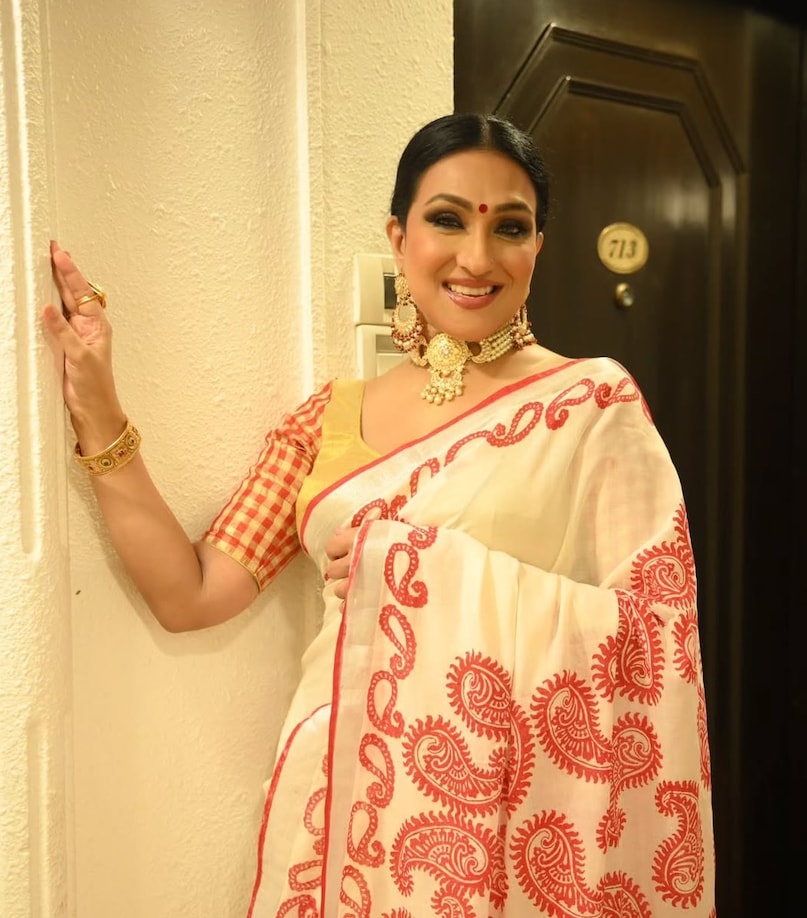 rituparna sengupta, rituparna sengupta birthday, mithun chakraborty, rituparna sengupta rape scene, rituparna sengupta career, rituparna sengupta films, रितुपर्णा सेनगुप्ता, रितुपर्णा सेनगुप्ता बर्थडे, मिथुन चक्रवर्ती, रितुपर्णा सेनगुप्ता फिल्में, रितुपर्णा सेनगुप्ता न्यूज 