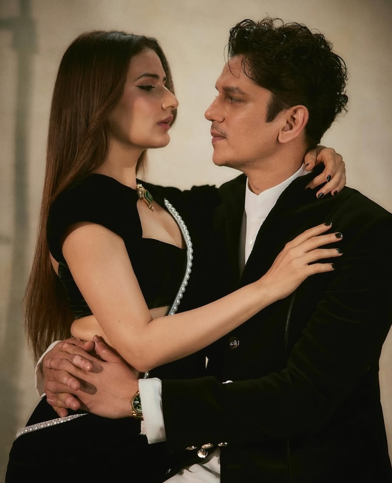 vijay varma, fatima sana shaikh, vijay varma fatima sana shaikh romantic photos, vijay varma tamannaah bhatia, vijay varma film, फातिमा सना शेख, विजय वर्मा, विजय वर्मा फातिमा सना शेख रोमांटिक तस्वीरें vijay varma, fatima sana shaikh, vijay varma fatima sana shaikh romantic photos, vijay varma tamannaah bhatia, vijay varma film, फातिमा सना शेख, विजय वर्मा, विजय वर्मा फातिमा सना शेख रोमांटिक तस्वीरें
