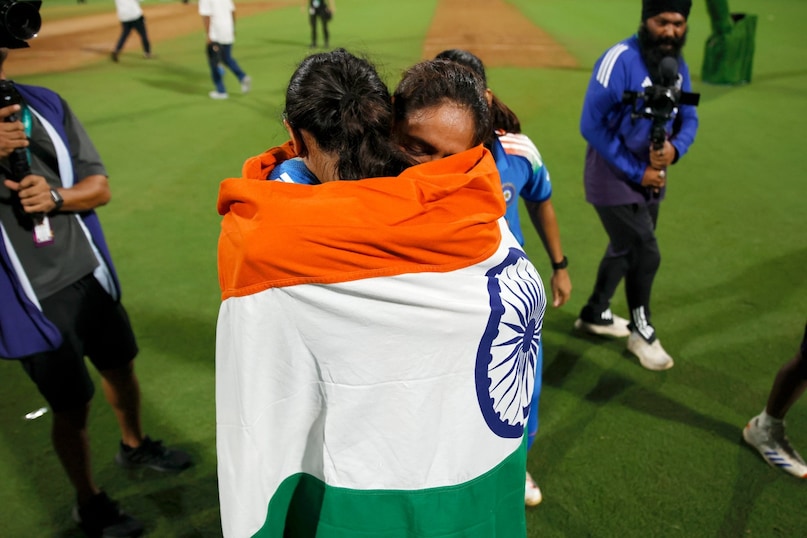 हरमनप्रीत कौर और स्मृति मंधाना