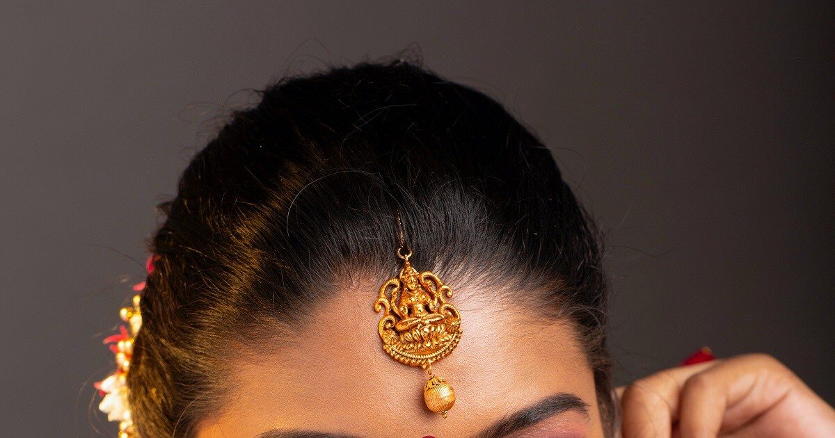 फिर चढ़ने लगा सोने का भाव, एक दिन में 600 रुपये महंगा, चांदी 1800 रुपये चढ़ी