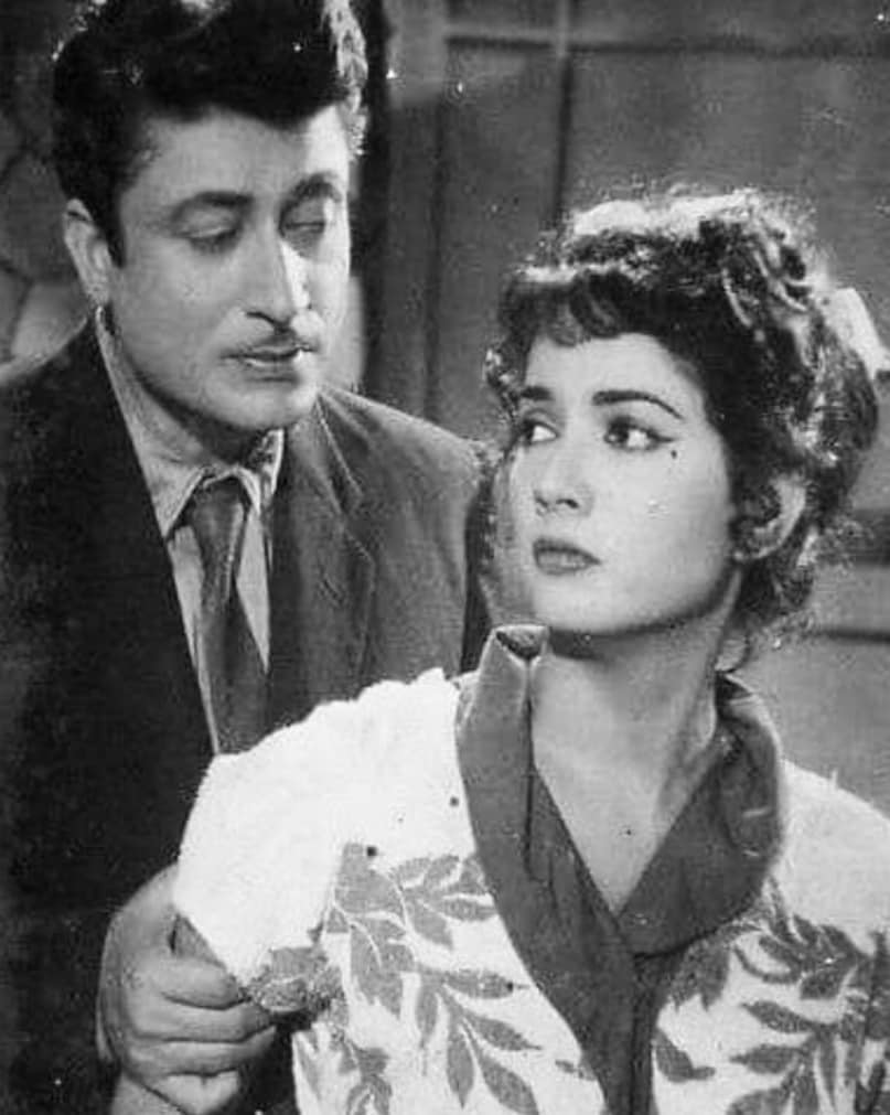 To join the list of Bollywood actors who haven't reached the heights of their accomplished parents, including Fardeen Khan (son of Feroz Khan), Zayed Khan (son of Sanjay Khan), Esha Deol (daughter of Dharmendra and Hema Malini), and others, is Kamal Kapoor.