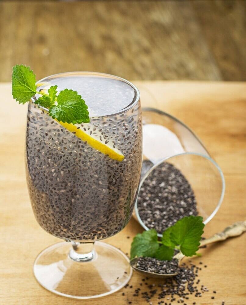 অনেকের-ই চিয়া বীজে অ্যালার্জি হতে পারে। সেক্ষেত্রে পেট খারাপ হয়। গায়ে চুলকানি, ফুলে যাওয়ার মত সমস্যা দেখা দেয়।