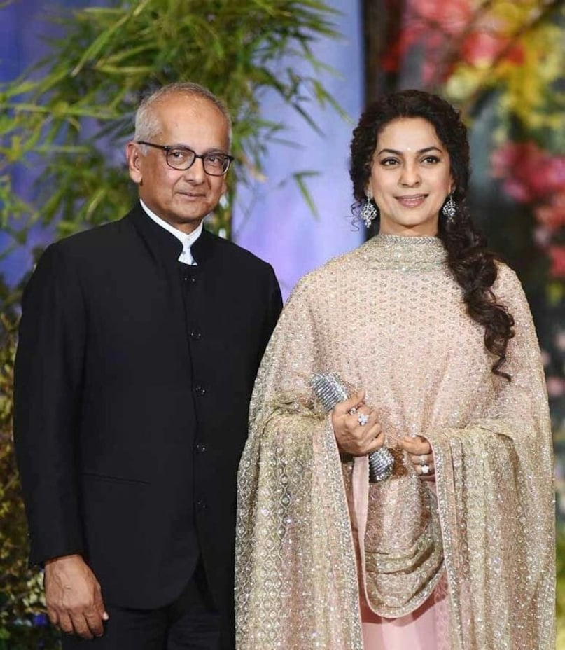 Actress Juhi Chawla has been married to businessman Jay Mehta for 30 years now. The couple got married in 1995. At that time, the actress was riding high on the success of blockbuster films like Qayamat Se Qayamat Tak, Darr, Hum Hain Rahi Pyar Ke, and Ishq. The actress was afraid of loosing her career due to the marriage. 