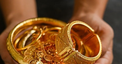 Gold's 2025 Highs: WGC Forecasts 2026 Price Swings, Up 30% or Down 20%