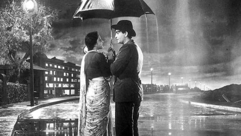 The world of Hindi cinema is filled with many dramatic stories that we are unaware of. Behind the glamour, there lie dark pasts, struggles, and pain in celebrities' lives. The world of Hindi cinema is filled with many dramatic stories that we are unaware of. Behind the glamour, there lie dark pasts, struggles, and pain in celebrities' lives.