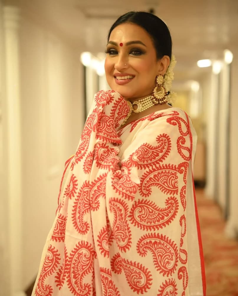 rituparna sengupta, rituparna sengupta birthday, mithun chakraborty, rituparna sengupta rape scene, rituparna sengupta career, rituparna sengupta films, रितुपर्णा सेनगुप्ता, रितुपर्णा सेनगुप्ता बर्थडे, मिथुन चक्रवर्ती, रितुपर्णा सेनगुप्ता फिल्में, रितुपर्णा सेनगुप्ता न्यूज 