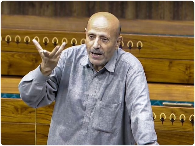 कौन-सा केस जरूरी नहीं? पूरा दिसंबर भरा हुआ है.. राशिद इंजीनियर की याचिका पर HC