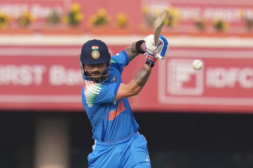 Virat Kohli, Virat Kohli records, Virat Kohli odi records, Virat Kohli international century, Virat Kohli odi records, Virat Kohli century odi list, virat kohli records cricket, Virat Kohli cricket odi records, IND vs SA ODI, India vs South Africa ODI, Virat Kohli cricket stats, विराट कोहली, विराट कोहली सेंचुरी, विराट कोहली का 52वां वनडे शतक, विराट कोहली सेंचुरी बनाम साउथ अफ्रीका 