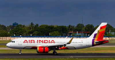 एयर इंडिया की दिल्ली से सिंगापुर जा रही उड़ान को वापस दिल्ली एयरपोर्ट पर उतारा गया.