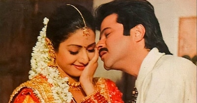 Alka Yagnik's Iconic Romantic Song Still Charms Couples Today