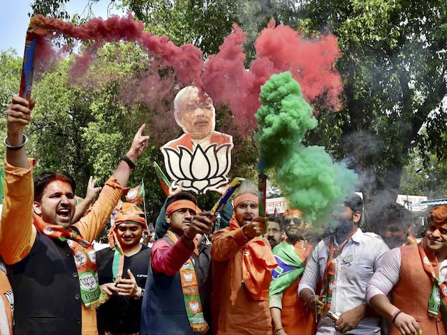 बिहार में शपथ ग्रहण से 1 दिन पहले, BJP ने यहां जीत लिया चुनाव और...