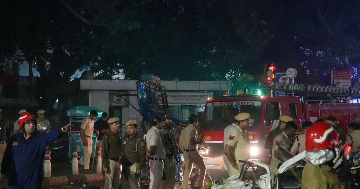 पकड़े जाने के डर से जल्‍दबाजी में ब्‍लास्‍ट? फरीदाबाद से जुड़ते दिख रहे तार