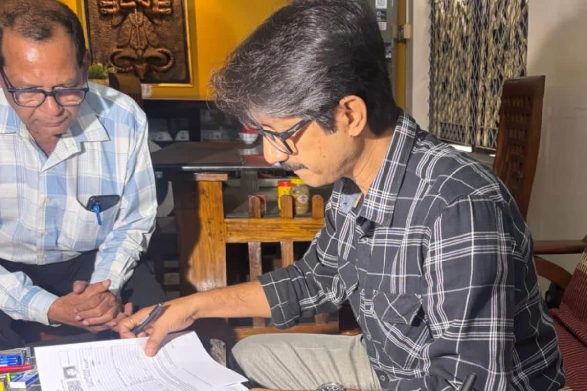 जिंदगी बनी कॉल सेंटर बंगाल में SIR कर रहे BLO की अनसुनी कहानी