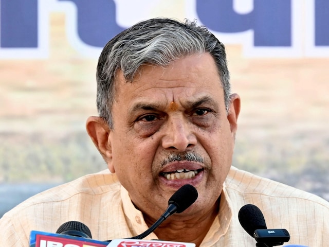 'जितनी जल्दी उतना लाभ' जनसंख्या नीति पर संघ ने क्यों कहा- अब देरी नहीं चलेगी 'जितनी जल्दी उतना लाभ' जनसंख्या नीति पर संघ ने क्यों कहा- अब देरी नहीं चलेगी