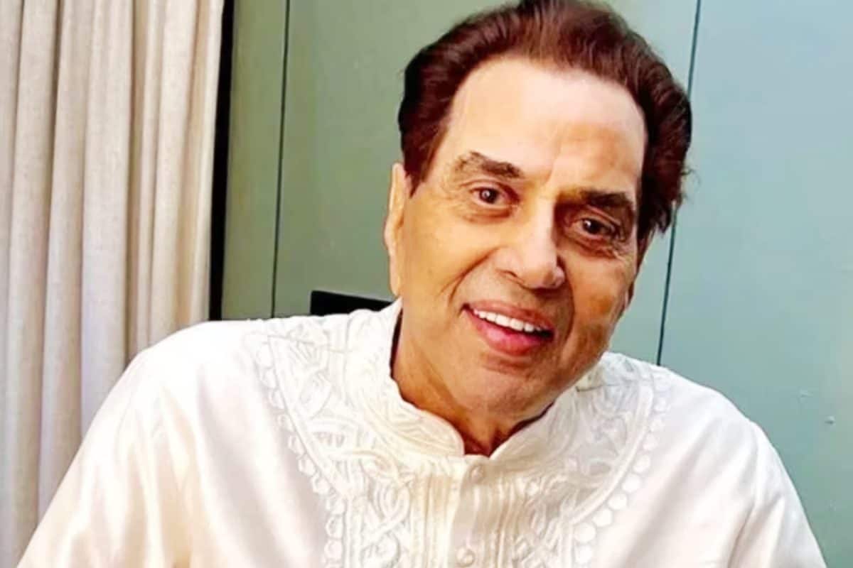 इंडस्ट्री में ऐसा खालीपन कभी नहीं भरेगाधर्मेंद्र के निधन के बाद करण का पोस्ट