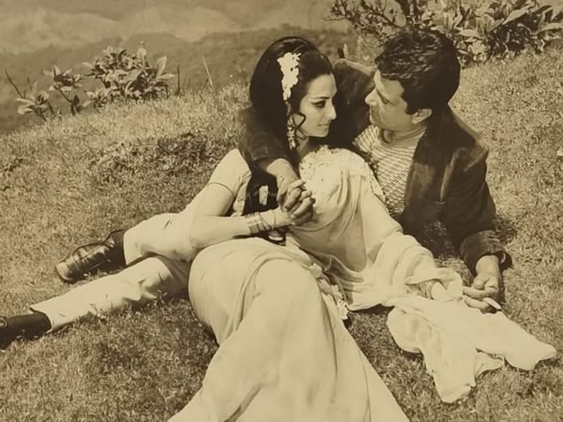 Dharmendra Saira banu