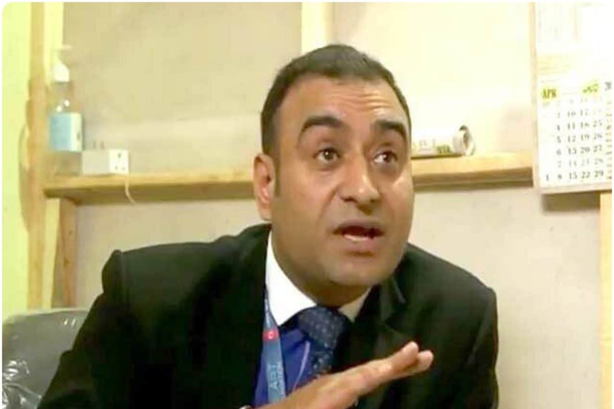 आतंकियों से दोस्ती में हुआ था बर्खास्त फिर अल-फलाह यूनिवर्सिटी पर कई सवाल