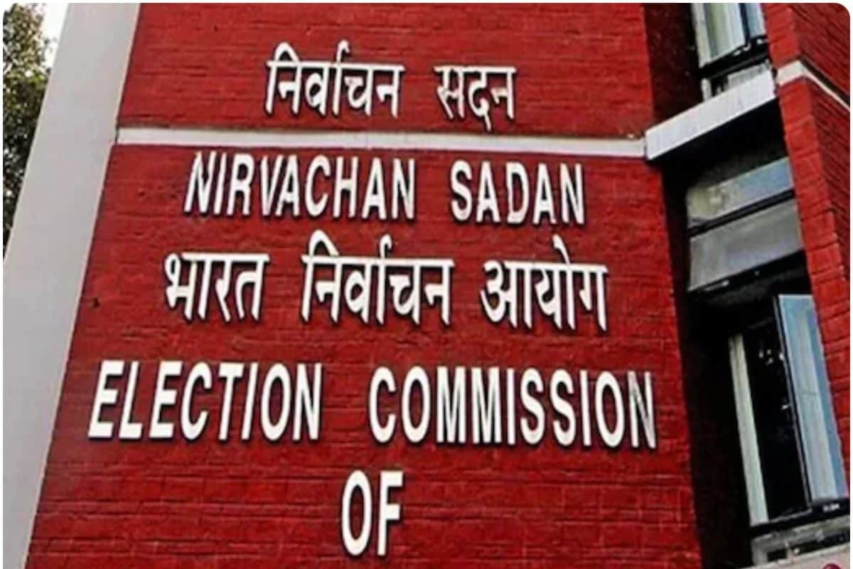 बंगाल में बड़ी साजिश! मुख्य निर्वाचन अधिकारी दफ्तर में घुसपैठ EC ने मांगी रिप