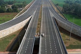 आपस में जुड़ेंगे UP के सभी एक्सप्रेसवे, योगी सरकार ने इस कॉरिडोर को दी मंजूरी