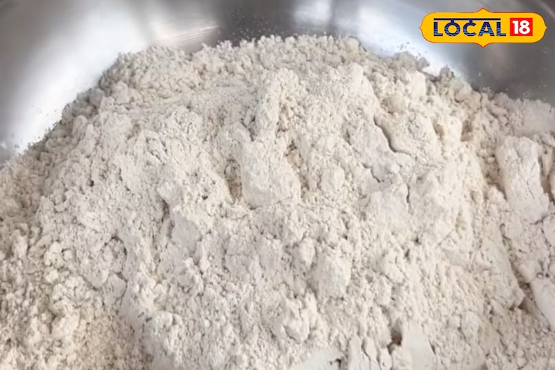 आँटा या मैदा से बना सकते है गुड़ का पारे 