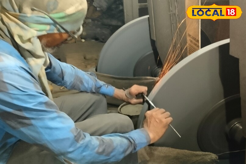 मेरठ कैंची, डिमांड, उपयोग, देश-विदेश, धार, लोकल-18,Meerut Scissors, Demand, Use, National and International, Edge, Local-18