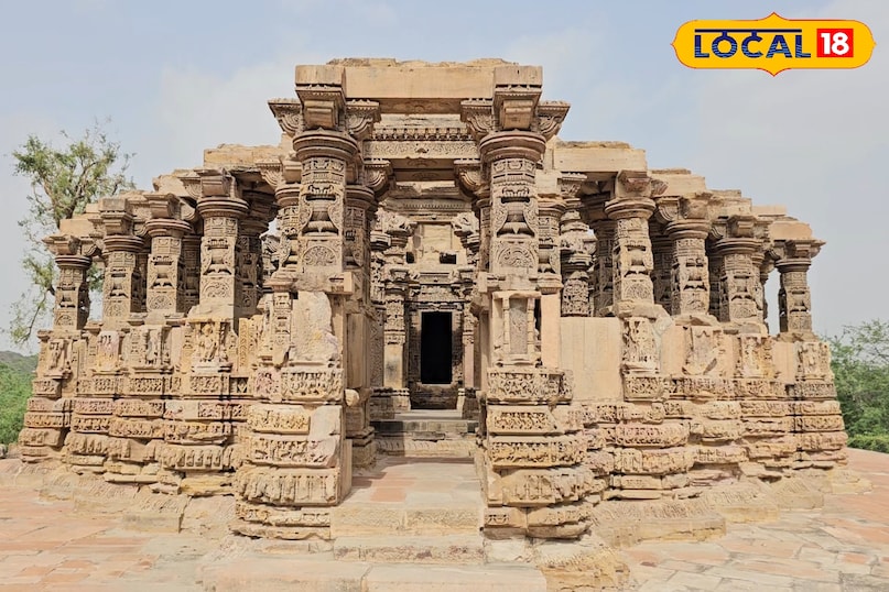 यह 11वी शताब्दी में बने परमार वंश द्वारा निर्मित किए गए थे. यह 11वी शताब्दी में बने परमार वंश द्वारा निर्मित किए गए थे.