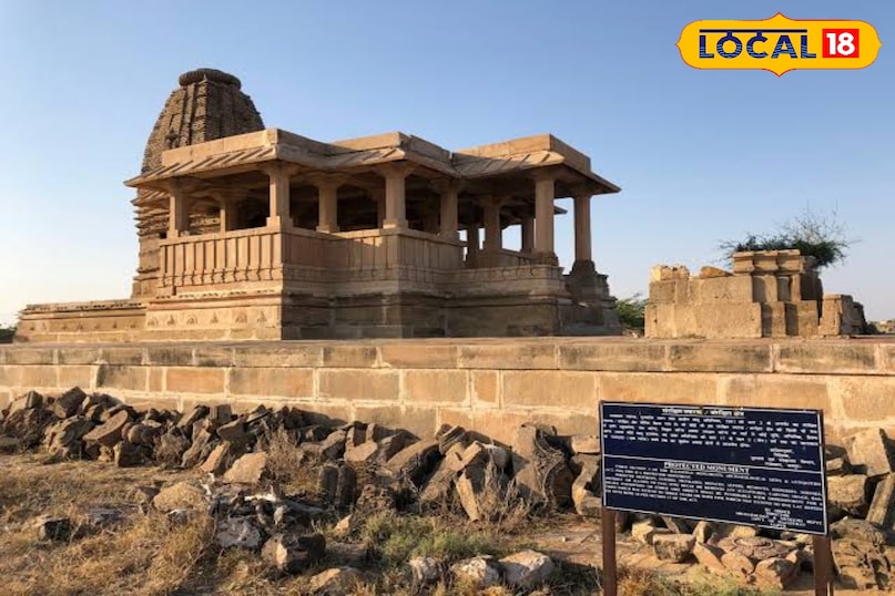 यहां मंदिरों का समूह है जिससे काफी पर्यटकों की आवाजाही रहती है यहां मंदिरों का समूह है जिससे काफी पर्यटकों की आवाजाही रहती है