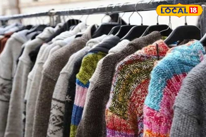 मोझामजाही मार्केट थोक खरीदारी का स्वर्ग अगर आप पूरे परिवार के लिए सर्दी का सामान खरीदना चाहते हैं या फिर थोक में खरीदारी करनी है तो मोझामजाही मार्केट से बेहतर कोई जगह नहीं है। यहाँ आपको हर उम्र, हर साइज और हर बजट के लिए स्वेटर मिलेंगे। बच्चों के प्यारे-प्यारे स्वेटर से लेकर बुजुर्गों के गर्म कोट तक सब कुछ है। यहाँ टोपी, मफलर, मोजे, इनर वियर आदि सब कुछ बड़ी मात्रा में उपलब्ध है।