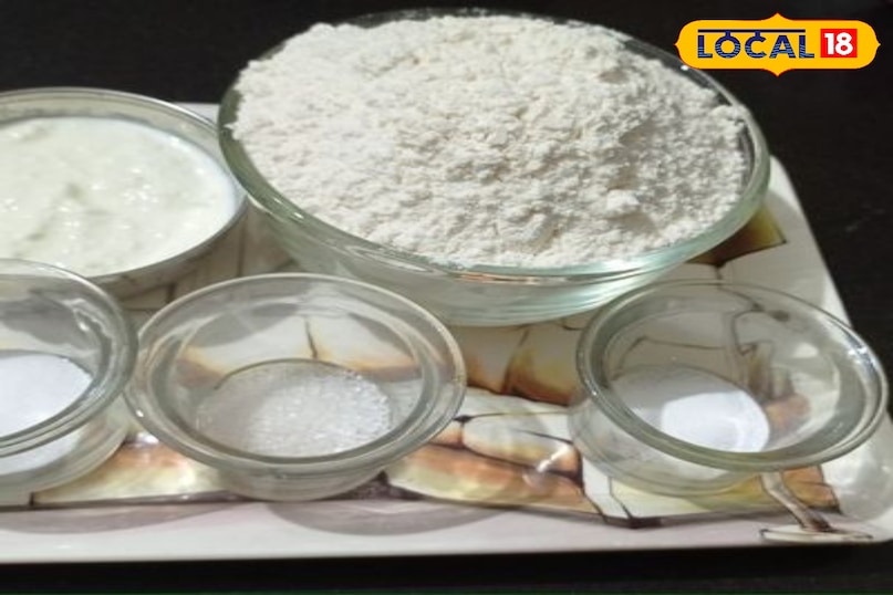 चूर-चूर नान बनाने के लिए क्या-क्या चाहिए? नान के लिए मैदा, दही, नमक, चीनी, बेकिंग पाउडर, बेकिंग सोडा और तेल या घी चाहिए चूर-चूर नान बनाने के लिए क्या-क्या चाहिए? नान के लिए मैदा, दही, नमक, चीनी, बेकिंग पाउडर, बेकिंग सोडा और तेल या घी चाहिए