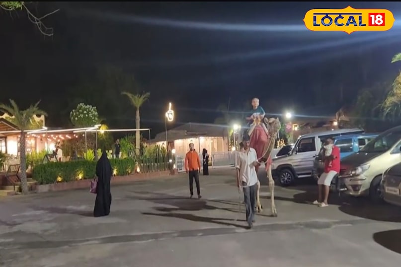 हर उम्र के लोगों के लिए मनोरंजन परिवार और बच्चे यहाँ मज़ेदार ट्रेन की सवारी का आनंद लेते हैं, वहीं पारंपरिक ऊँट और घोड़े की सवारी हर उम्र के आगंतुकों के लिए रोमांच जोड़ती है। एडवेंचर पसंद लोगों के लिए एटीवी राइड और गो-कार्टिंग ट्रैक का भी इंतज़ाम है, जो ठंडी शामों में खूब पसंद किए जाते हैं। । हर उम्र के लोगों के लिए मनोरंजन परिवार और बच्चे यहाँ मज़ेदार ट्रेन की सवारी का आनंद लेते हैं, वहीं पारंपरिक ऊँट और घोड़े की सवारी हर उम्र के आगंतुकों के लिए रोमांच जोड़ती है। एडवेंचर पसंद लोगों के लिए एटीवी राइड और गो-कार्टिंग ट्रैक का भी इंतज़ाम है, जो ठंडी शामों में खूब पसंद किए जाते हैं। ।