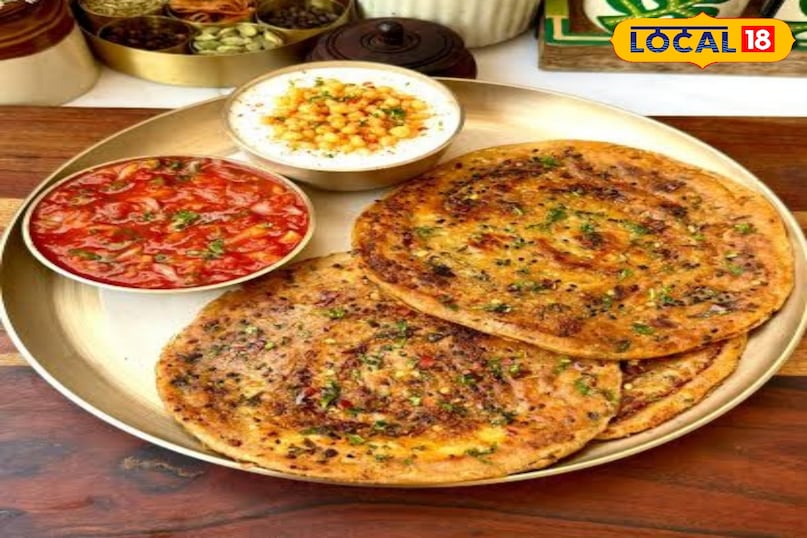 गर्मागर्म मिक्स वेज पराठा तैयार है इसे मक्खन, दही या अचार के साथ परोसें और ढाबे जैसे स्वाद का आनंद लें। यह ठंड के दिनों खूब खाया जाता है आप अपने बच्चों को टिफिन या खुद ऑफिस ले जा सकते है गर्मागर्म मिक्स वेज पराठा तैयार है इसे मक्खन, दही या अचार के साथ परोसें और ढाबे जैसे स्वाद का आनंद लें। यह ठंड के दिनों खूब खाया जाता है आप अपने बच्चों को टिफिन या खुद ऑफिस ले जा सकते है