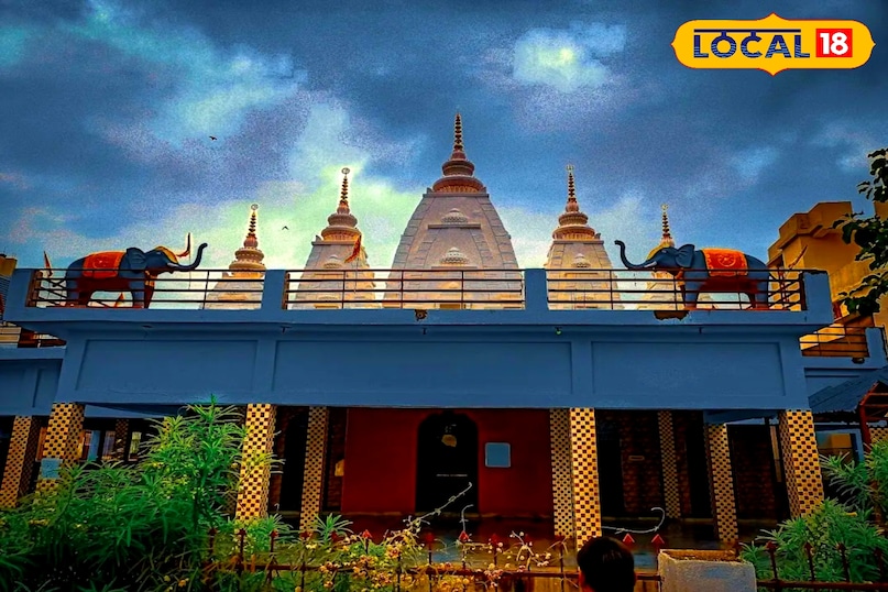 Patna famous hanuman mandir, top hanuman mandir patna, hanuman mandir patna, mahavir mandir patna, best hanuman mandir patna, patna hanuman mandir photo, famous hanuman temple patna, busy hanuman temple patna, iconic hanuman temple patna, पटना फेमस हनुमान मंदिर, पटना बेस्ट हनुमान मंदिर, हनुमान मंदिर पटना, महावीर मंदिर पटना, पंचरूपी हनुमान मंदिर, जल्ला हनुमान मंदिर, पंच मुखी हनुमान मंदिर 