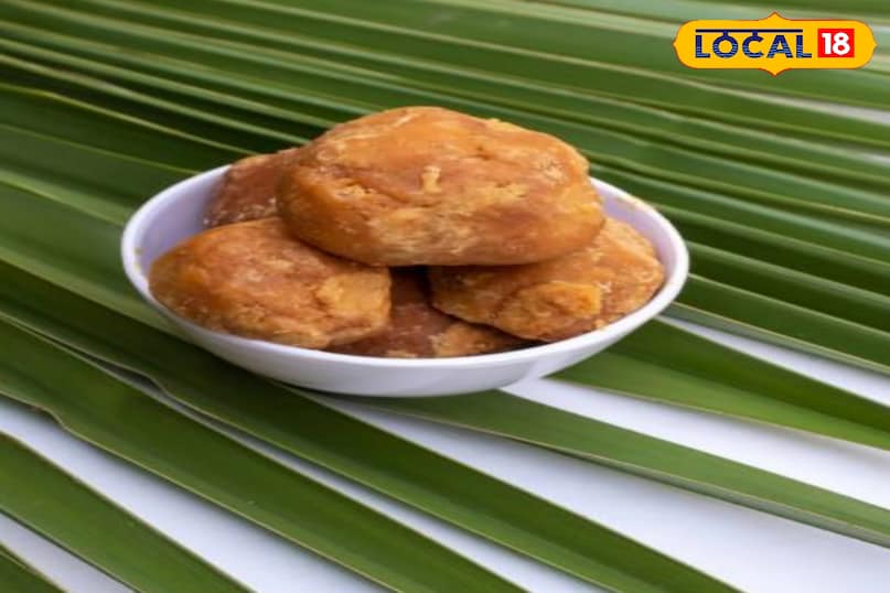 ठंड मे वैसे चीजों का सेवन करे जो शरीर को रखे गर्म जैसे गुड़, सूप, आँवला इत्यादि 