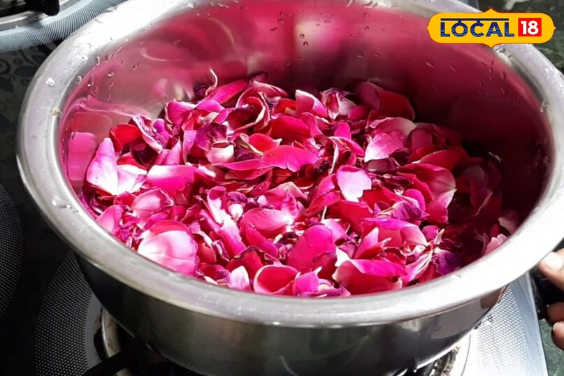 गुलाब जल 