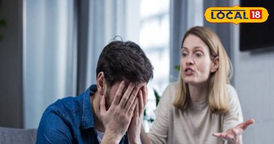 बैडरूम में लगा शीशा बन सकता है पति पत्नी के बीच लड़ाई का वजह