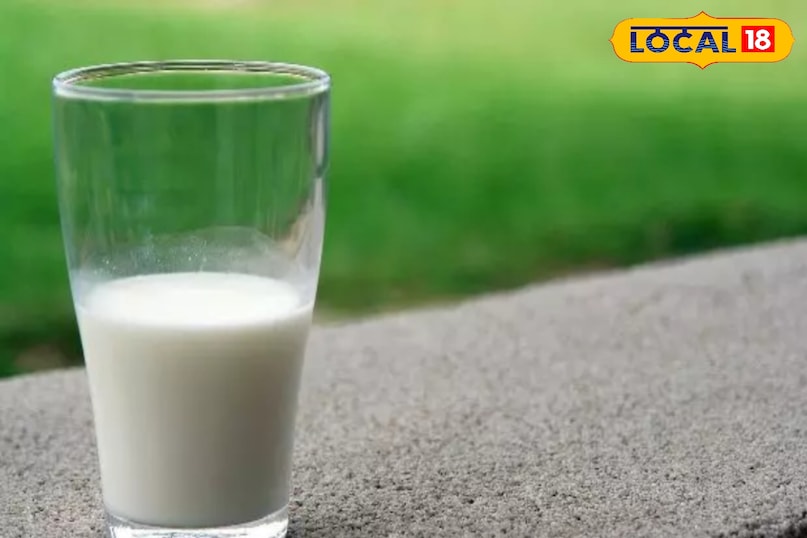 लगाए गर्म दूध या दूध की छाली 