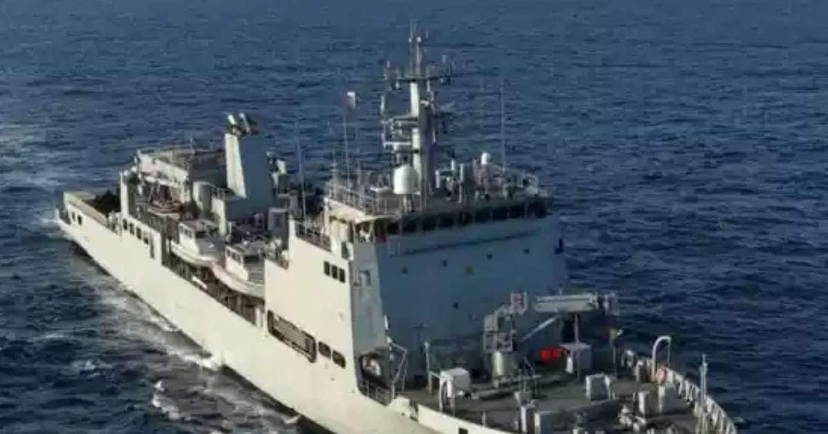 INS इक्षक नेवी में शामिल, 80% स्‍वदेशी युद्धपोत से PAK भी थर-थर कांपेगा