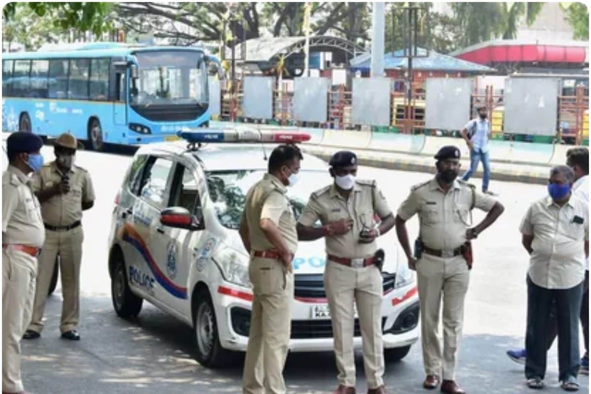 ट्रांसफर बना जानलेवा! पंचायत सेक्रेटरी ने खाई एक साथ 15 गोलियां