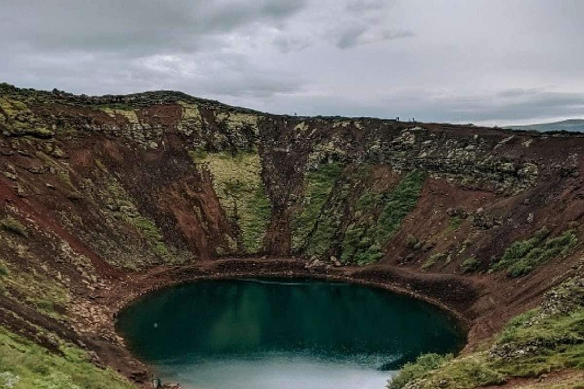 लोनार से लेकर रामगढ़ तक भारत की इन 4 झीलों का कनेक्शन सीधा अंतरिक्ष से है