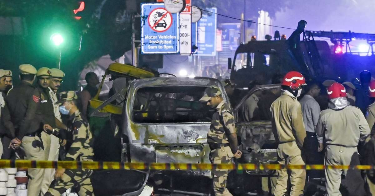 हरियाणा नंबर थी धमाके वाली I-20 कार, पुलिस ने माना आतंकी हमला, LNJP पहुंचे शाह