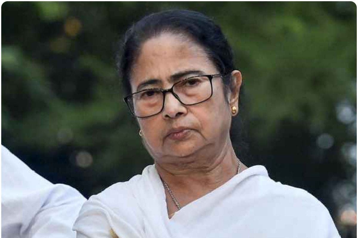 SIR की वजह से बंगाल में और कितनी लाशें देखनी पड़ेंगी BLO की मौत ने पकड़ा तूल