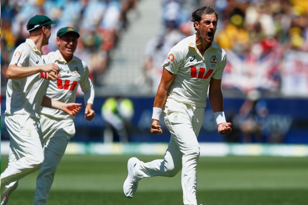 एशेज में मिचेल स्टार्क ने ठोकी ऐसी 'सेंचुरी', रिकॉर्ड बुक में नाम दर्ज