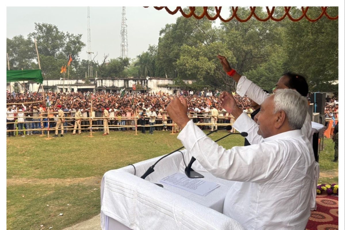 पटना गांधी मैदान में CM शपथ का क्या है लालू यादव टू नीतीश कुमार कनेक्शन