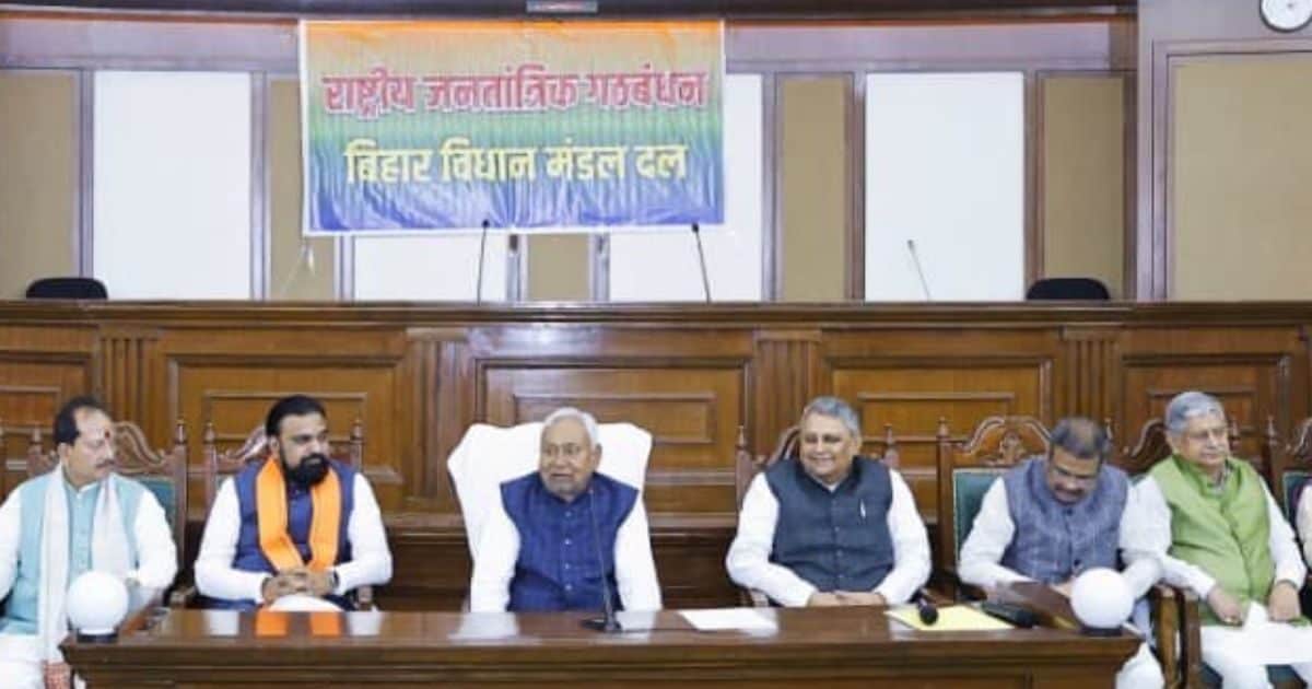 'पहले वाला सब क्या किया था जी...' NDA के नेता बनते ही नीतीश कुमार किस पर बरसे?