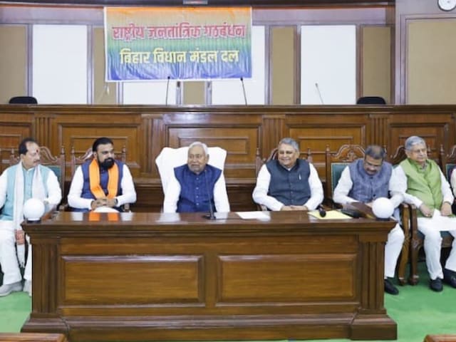 'पहले वाला सब क्या किया था जी...' NDA के नेता बनते ही नीतीश कुमार किस पर बरसे?